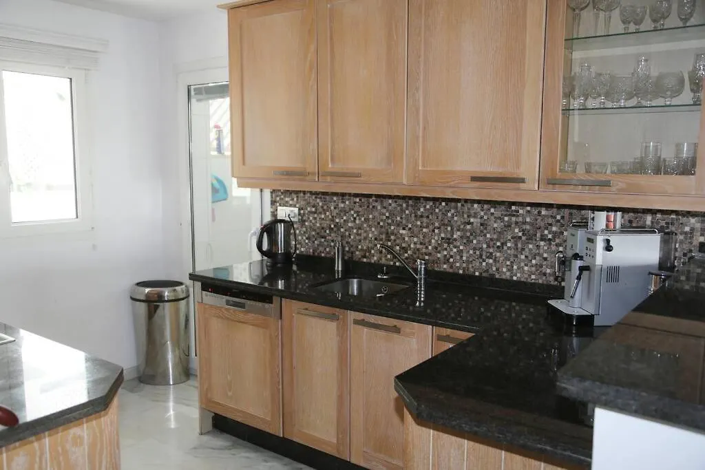 Stylish, Spacious Apartment With Sea View Marbella Spain