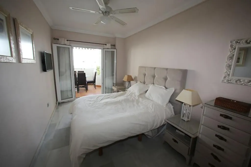 Stylish, Spacious Apartment With Sea View Marbella