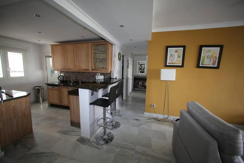 Stylish, Spacious Apartment With Sea View Marbella
